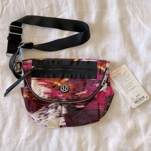 NWT lululemon Festival Bag